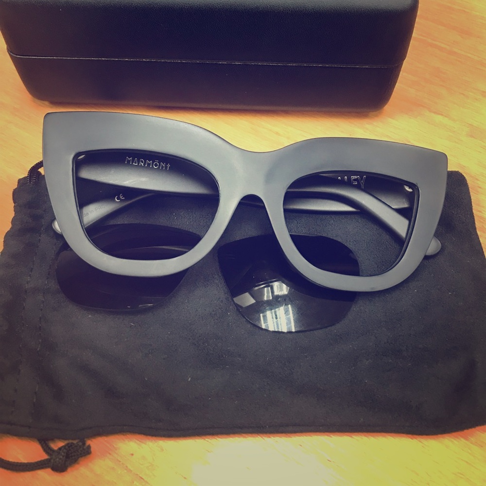 Valley eyewear marmont frames in matte black